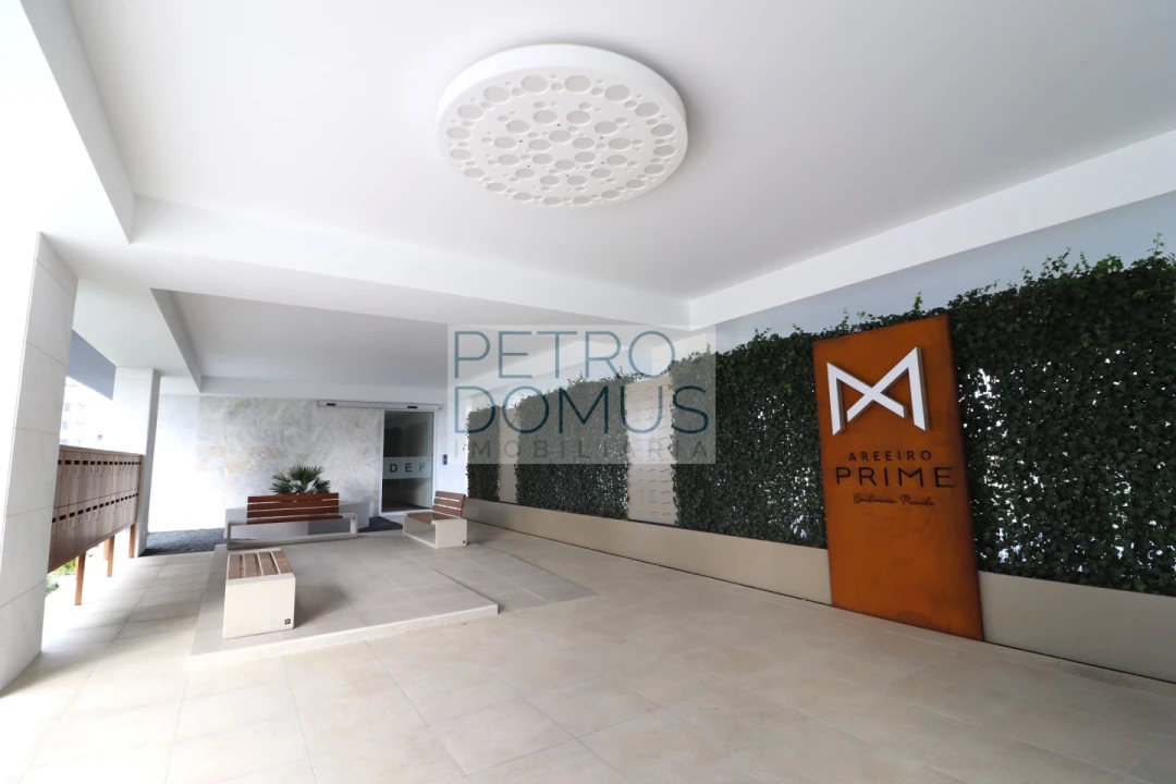 Apartamento T3 para Arrendamento em Areeiro Foto 2