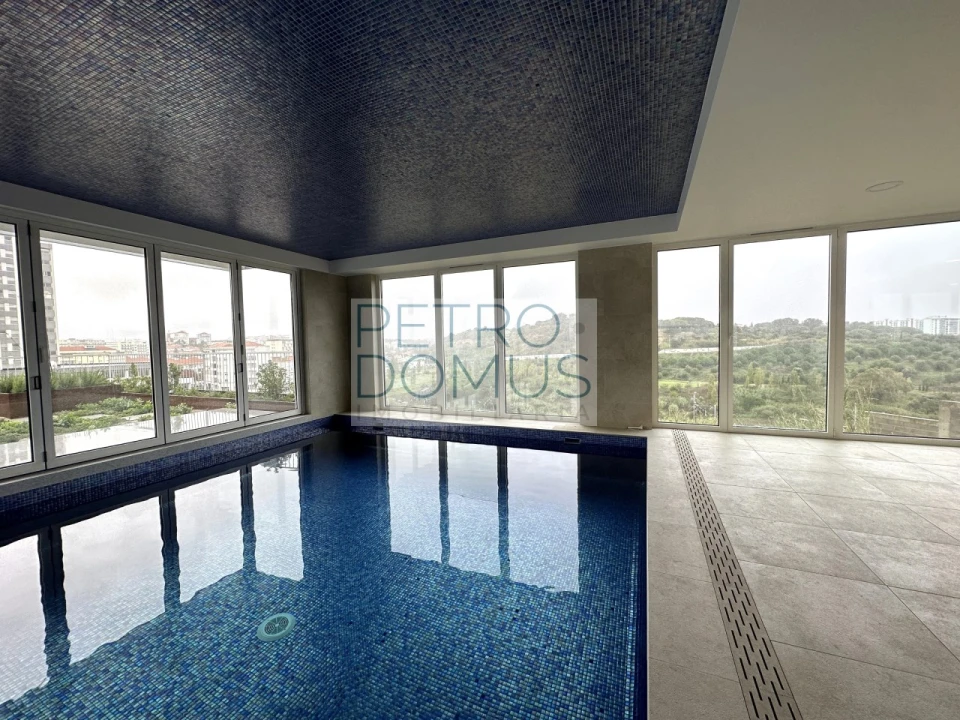 Apartamento T3 para Arrendamento em Areeiro Foto 6