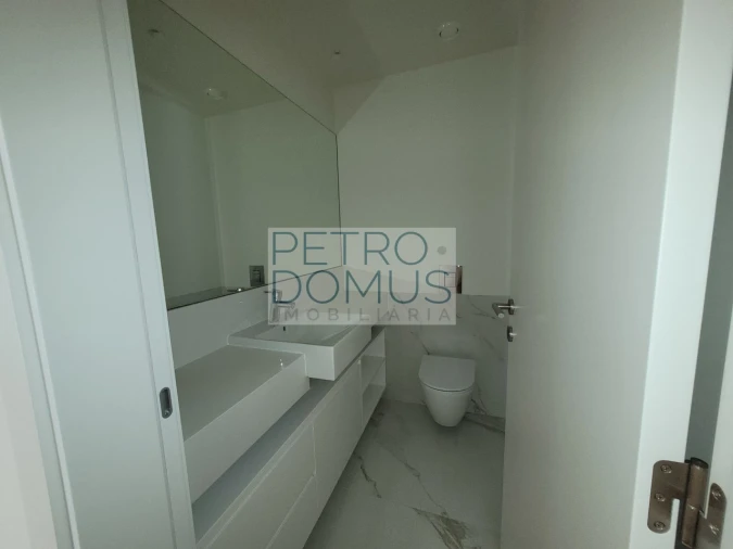 Apartamento T3 para Arrendamento em Areeiro Foto 26