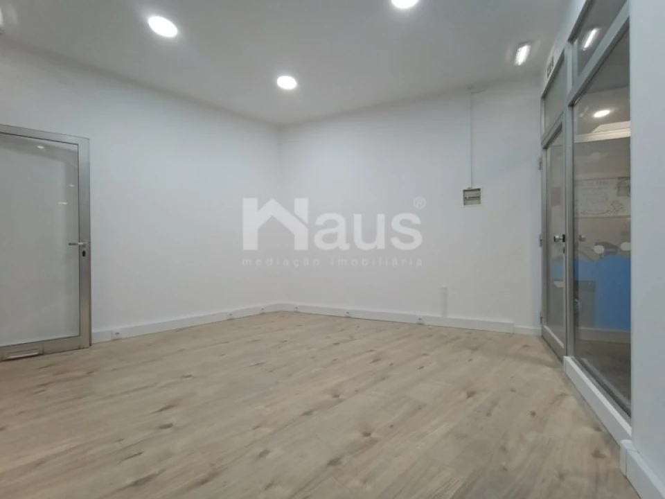 Loja para Arrendamento em Montijo e Afonsoeiro Foto 7