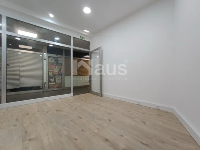 Loja para Arrendamento em Montijo e Afonsoeiro Foto 4