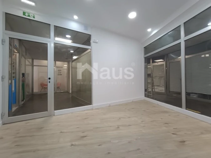 Loja para Arrendamento em Montijo e Afonsoeiro Foto 10