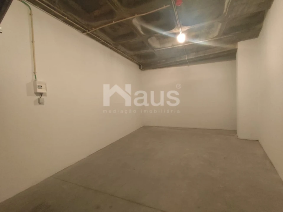 Garagem para Arrendamento em Montijo e Afonsoeiro Foto 3