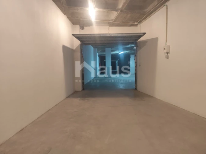 Garagem para Arrendamento em Montijo e Afonsoeiro Foto 1