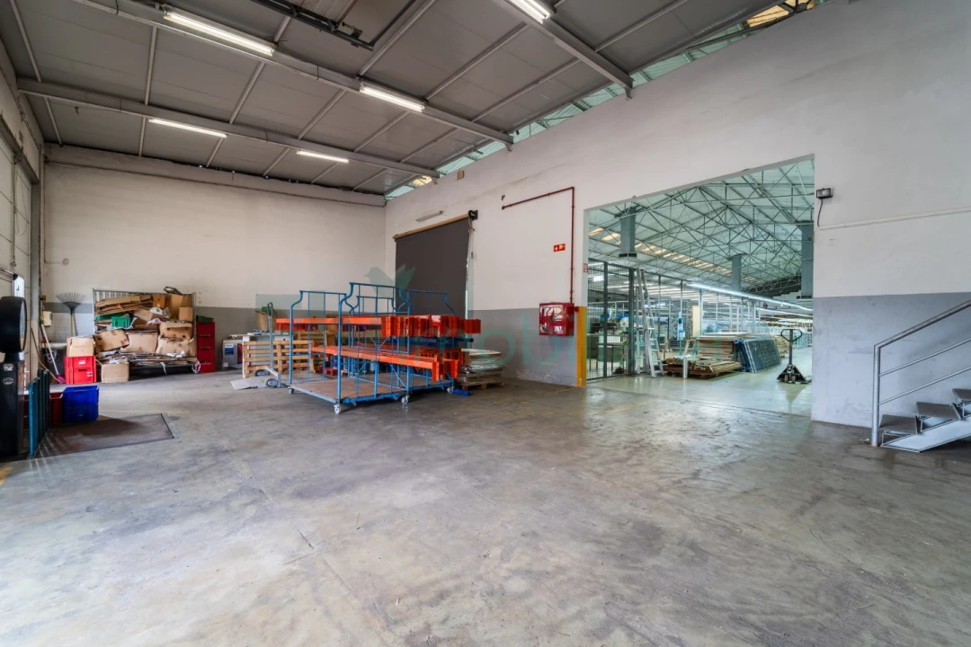 Armazém para Venda em Margaride, Várzea, Lagares, Varziela, Moure Foto 5