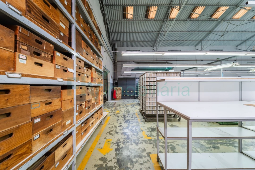 Armazém para Venda em Margaride, Várzea, Lagares, Varziela, Moure Foto 11