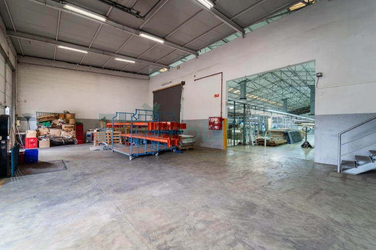 Armazém para Venda em Margaride, Várzea, Lagares, Varziela, Moure Foto 5