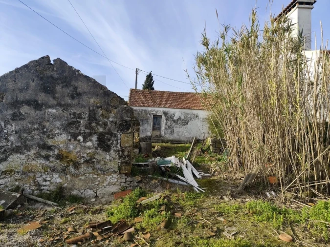 Moradia T2 para Venda em Almoster Foto 6