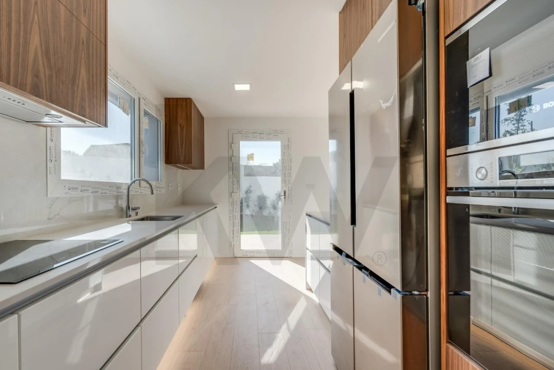 Moradia T4 para Venda em Alcabideche Foto 5