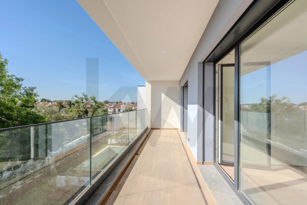 Moradia T4 para Venda em Alcabideche Foto 26