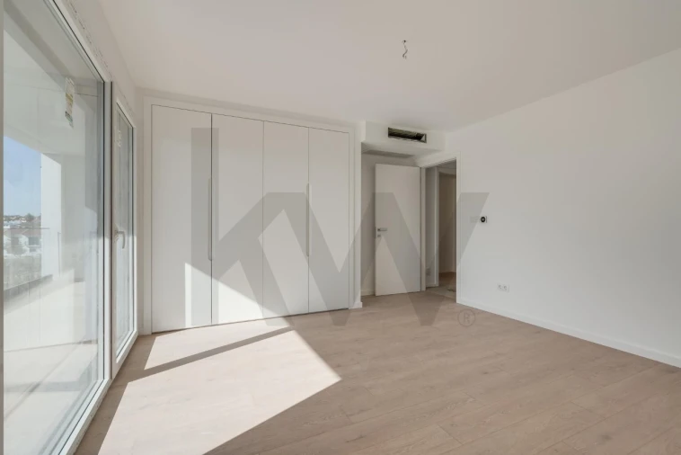 Moradia T4 para Venda em Alcabideche Foto 23