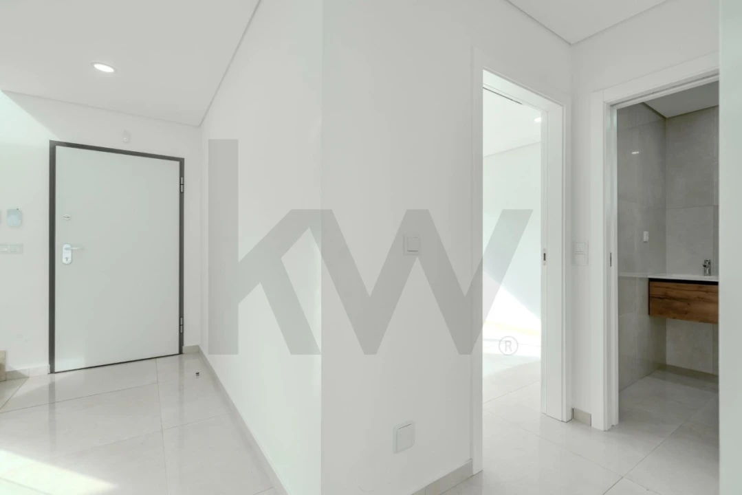 Moradia T4 para Venda em Corroios Foto 7