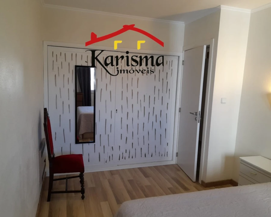 Apartamento T2 para Arrendamento férias em Portimão Foto 8