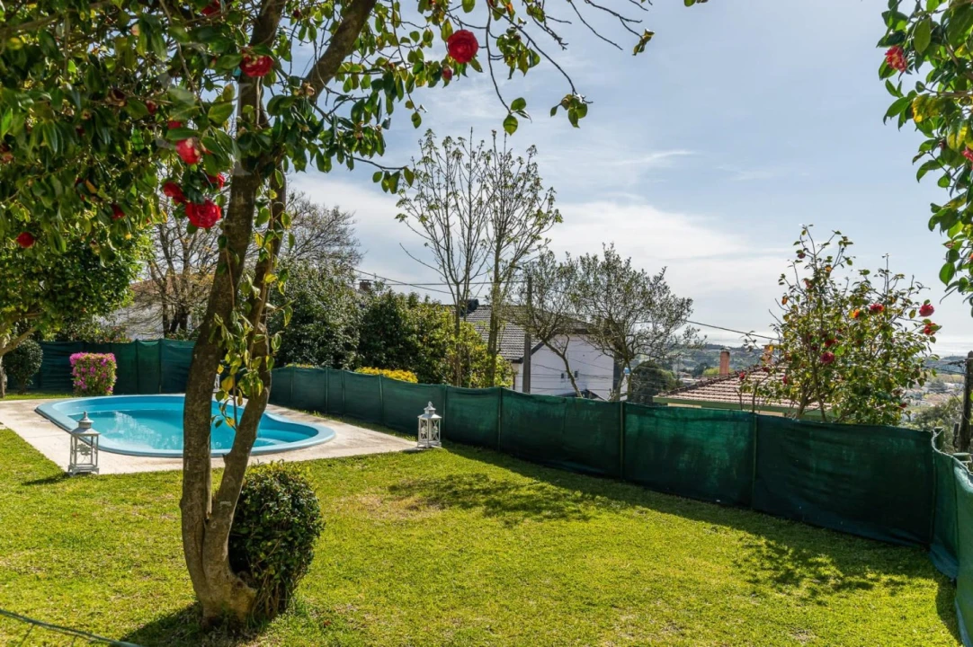 Quinta T3 para Venda em Mafamude e Vilar do Paraíso Foto 13