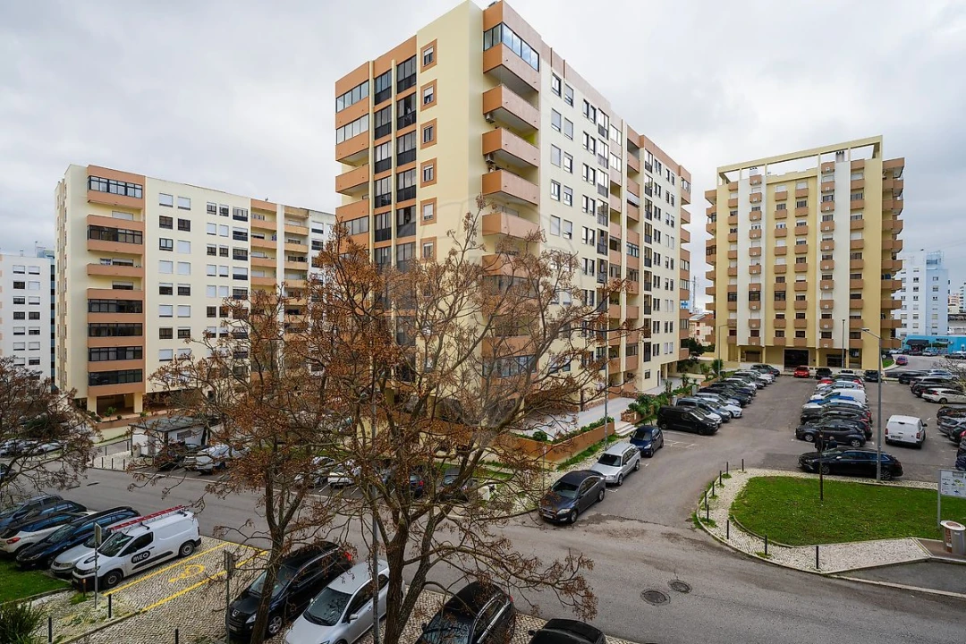 Apartamento T2 para Arrendamento em Póvoa de Santa Iria e Forte da Casa Foto 17