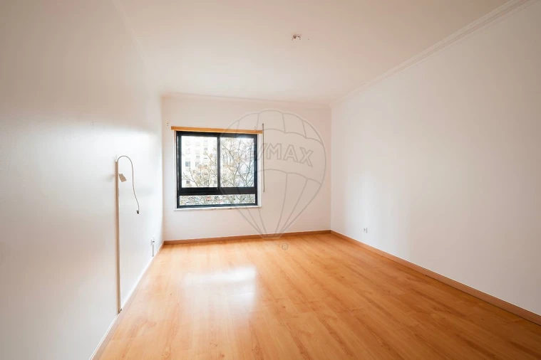 Apartamento T2 para Arrendamento em Póvoa de Santa Iria e Forte da Casa Foto 20