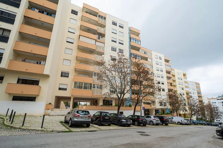 Apartamento T2 para Arrendamento em Póvoa de Santa Iria e Forte da Casa Foto 15