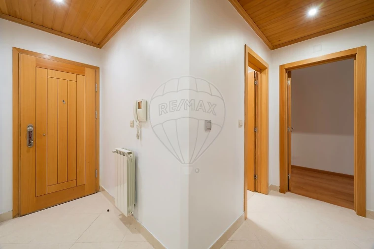 Apartamento T2 para Arrendamento em Póvoa de Santa Iria e Forte da Casa Foto 7