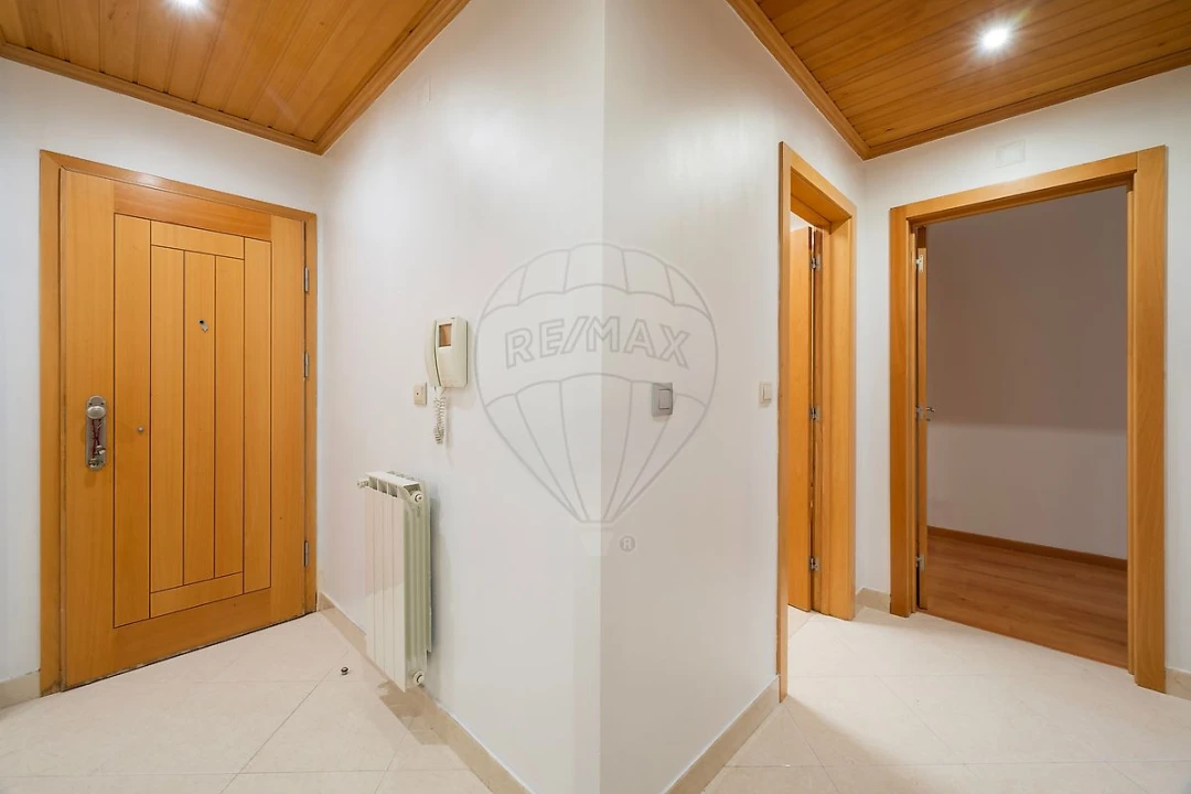 Apartamento T2 para Arrendamento em Póvoa de Santa Iria e Forte da Casa Foto 7