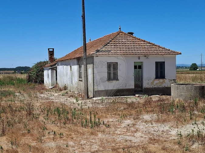 Moradia T2 para Venda em Salvaterra de Magos e Foros de Salvaterra