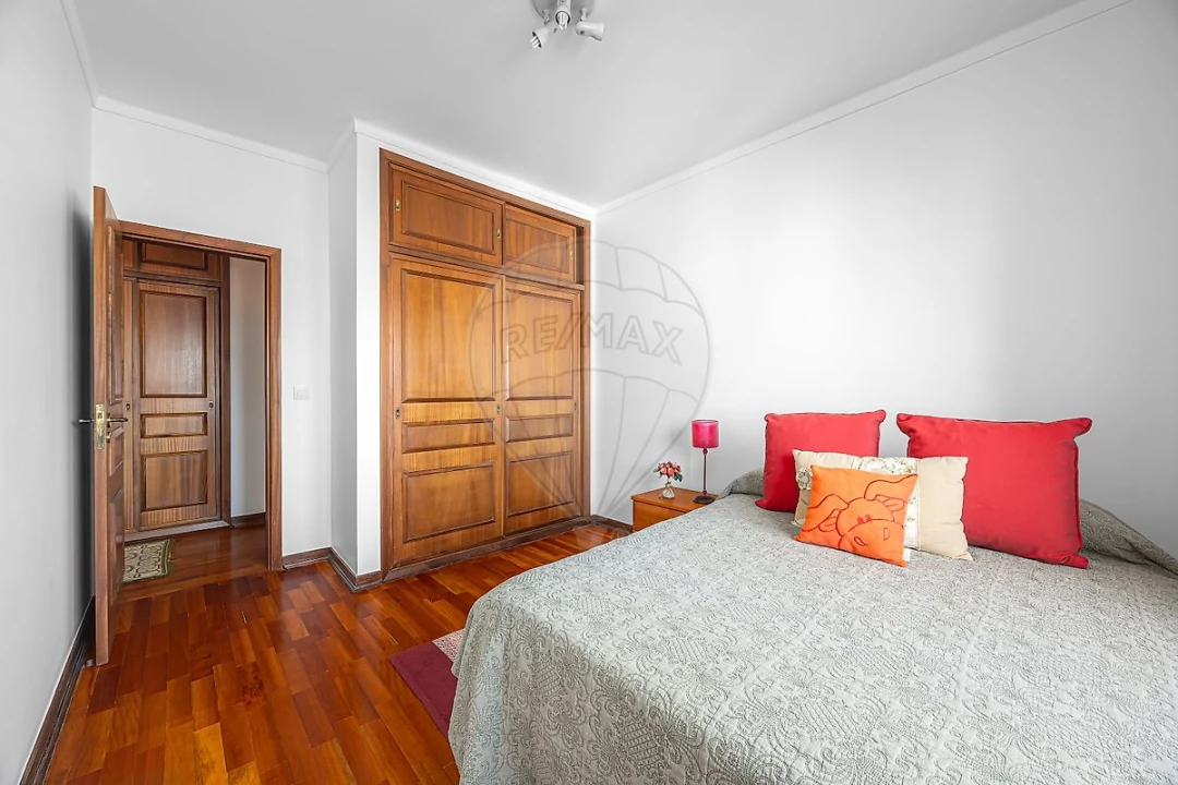 Apartamento T3 para Venda em Santa Maria, São Pedro e Matacães Foto 8