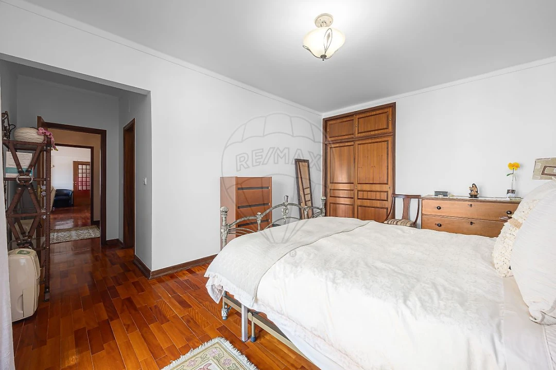 Apartamento T3 para Venda em Santa Maria, São Pedro e Matacães Foto 1