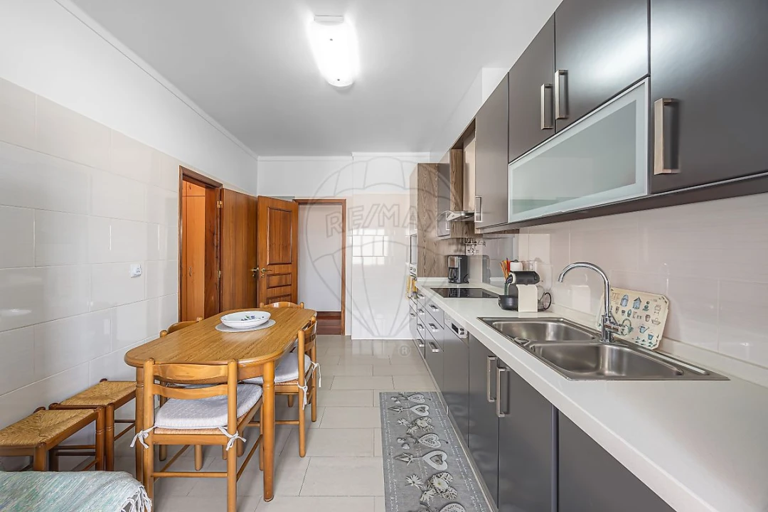 Apartamento T3 para Venda em Santa Maria, São Pedro e Matacães Foto 12