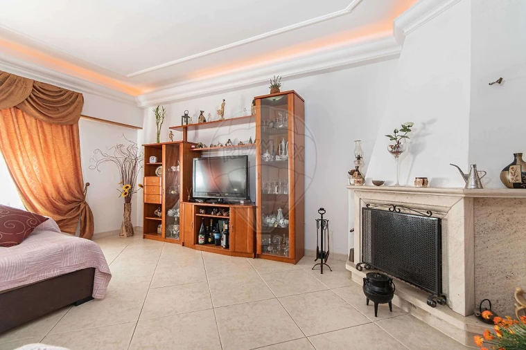 Apartamento T3 para Venda em Carregado e Cadafais Foto 19