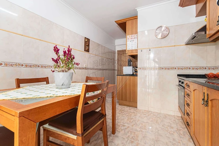 Apartamento T3 para Venda em Carregado e Cadafais Foto 25