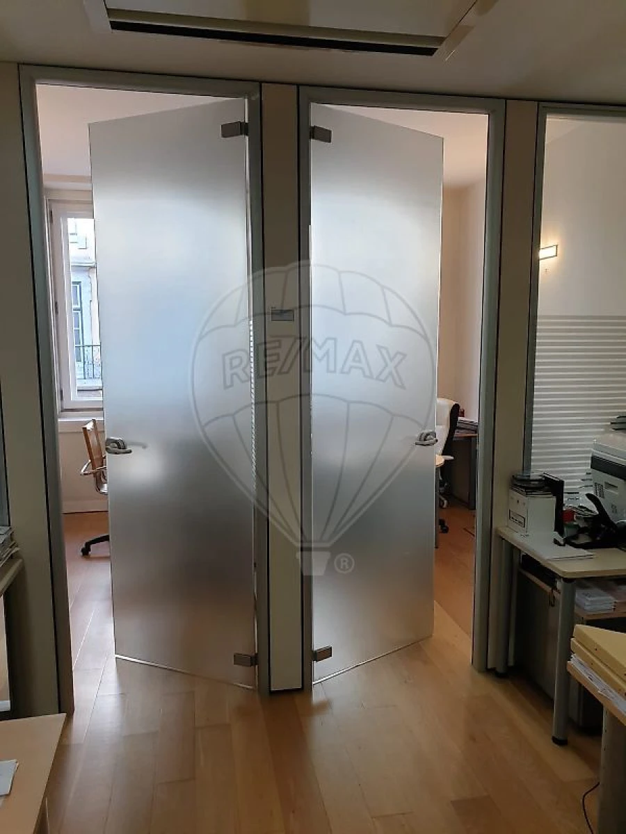 Escritório para Arrendamento em Misericórdia Foto 8