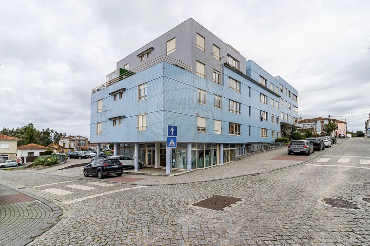 Apartamento T2 para Venda em Paços de Brandão Foto 20