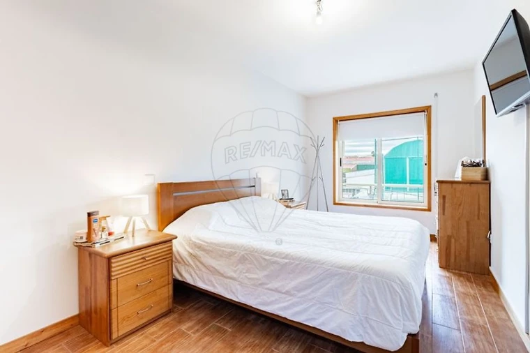 Apartamento T2 para Venda em Paços de Brandão Foto 8