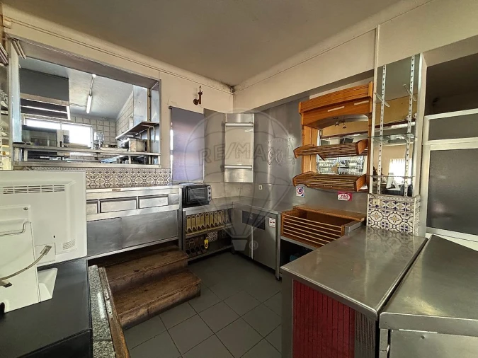 Negócio para Venda em Avanca Foto 17