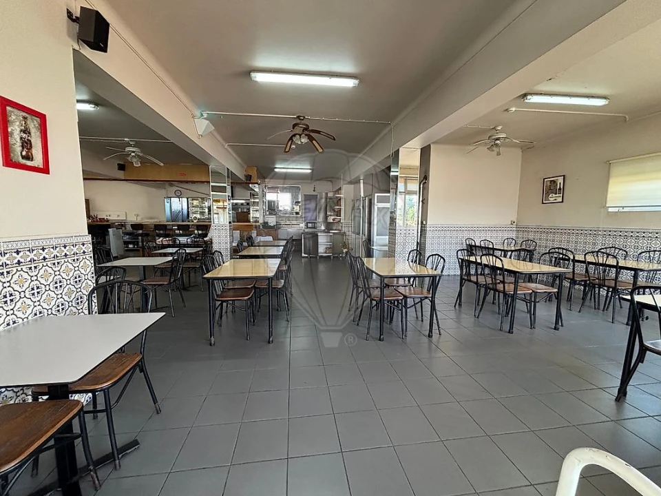 Negócio para Venda em Avanca Foto 6