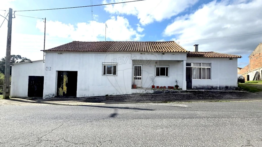 Moradia T2 para Venda em Alcanede