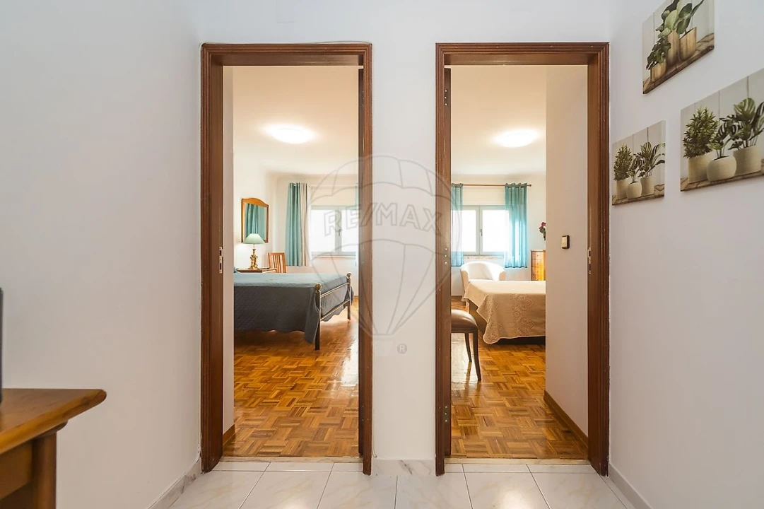 Apartamento T2 para Venda em Venteira Foto 10
