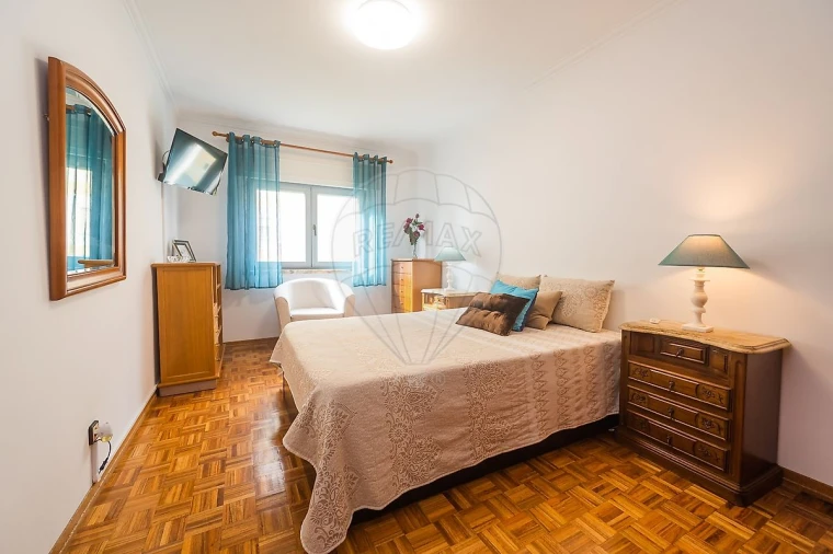 Apartamento T2 para Venda em Venteira Foto 13