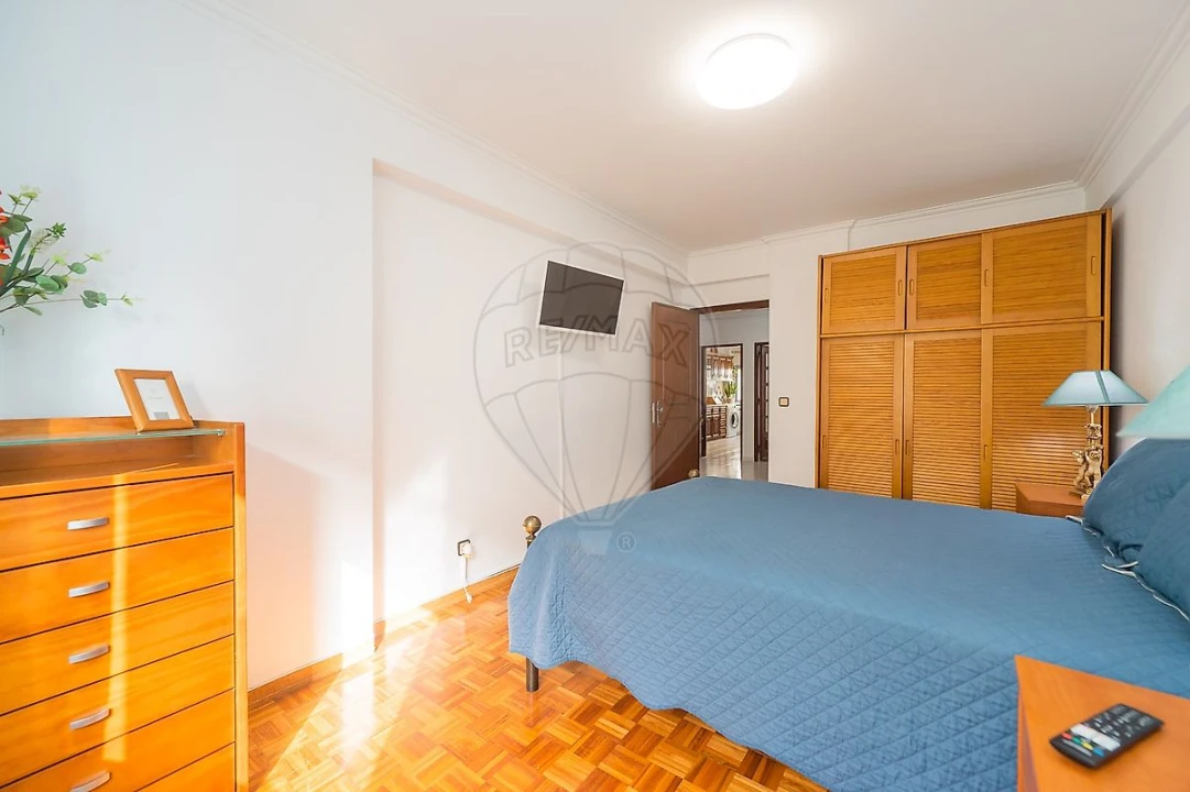 Apartamento T2 para Venda em Venteira Foto 7
