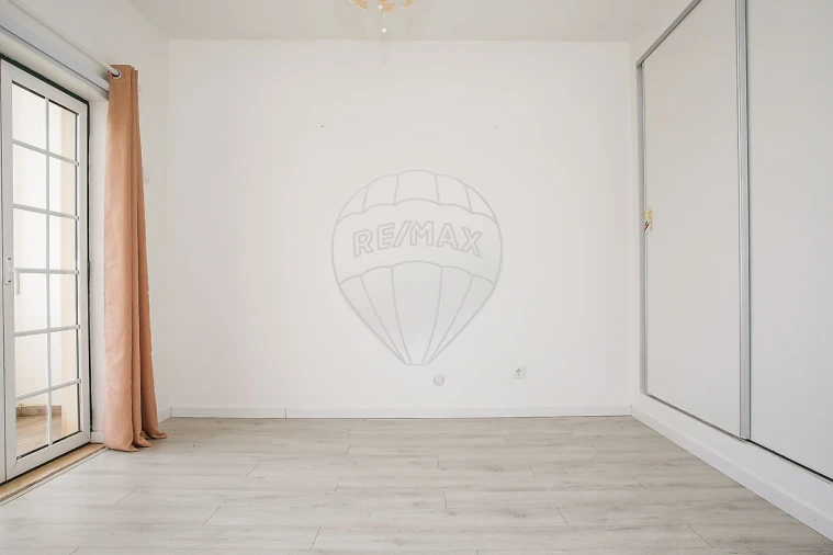 Moradia T3 para Venda em Azambuja Foto 32