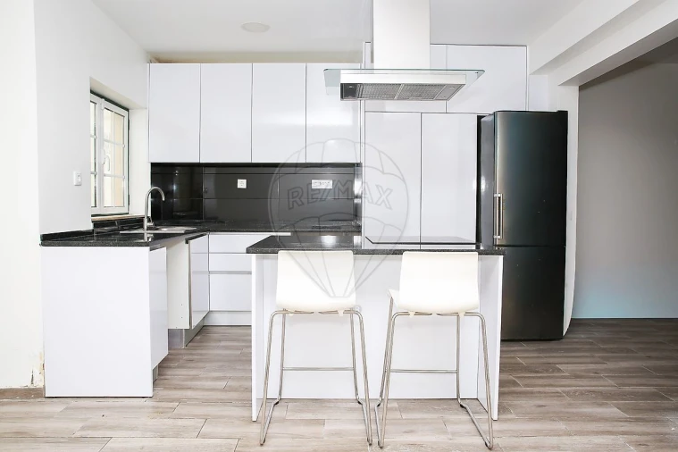 Moradia T3 para Venda em Azambuja Foto 4