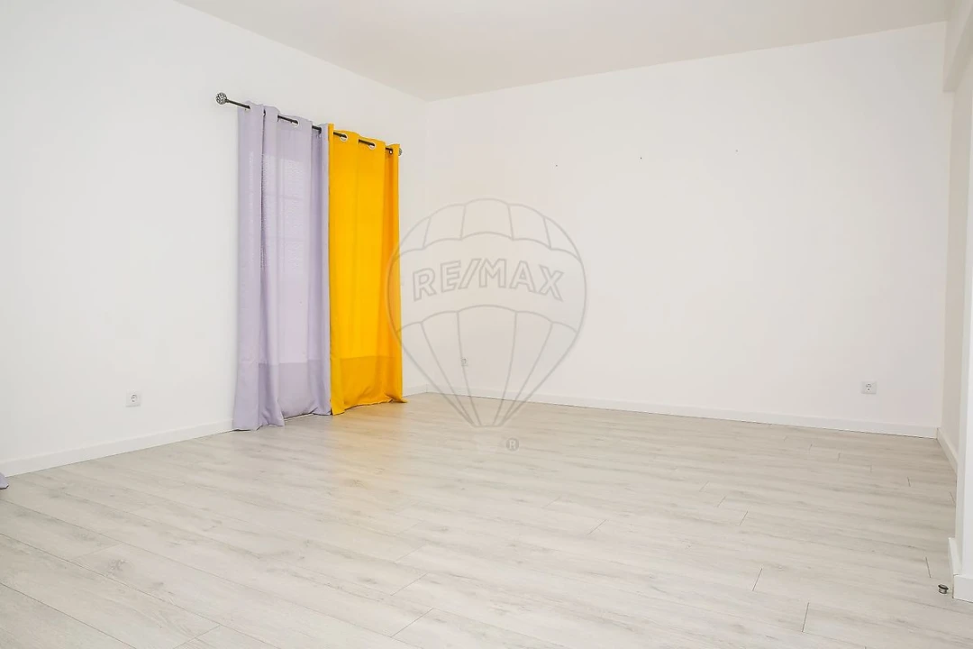 Moradia T3 para Venda em Azambuja Foto 45