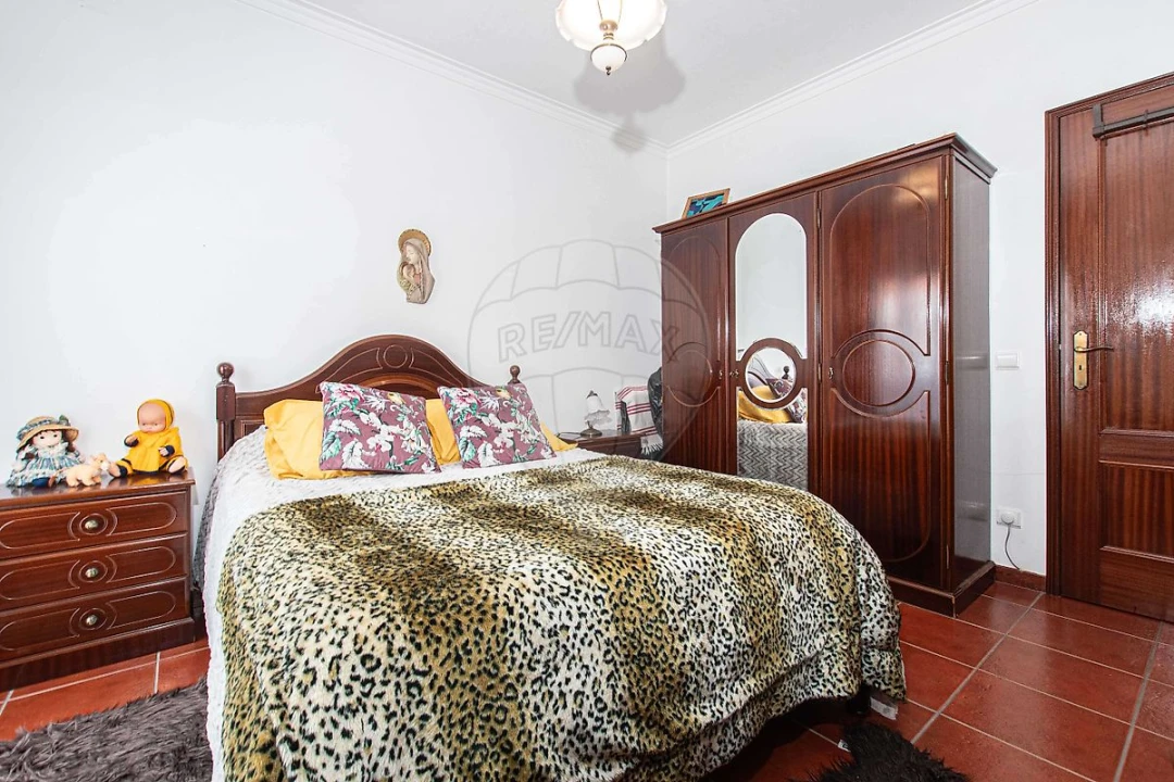 Apartamento T2 para Venda em Aveiras de Cima Foto 5
