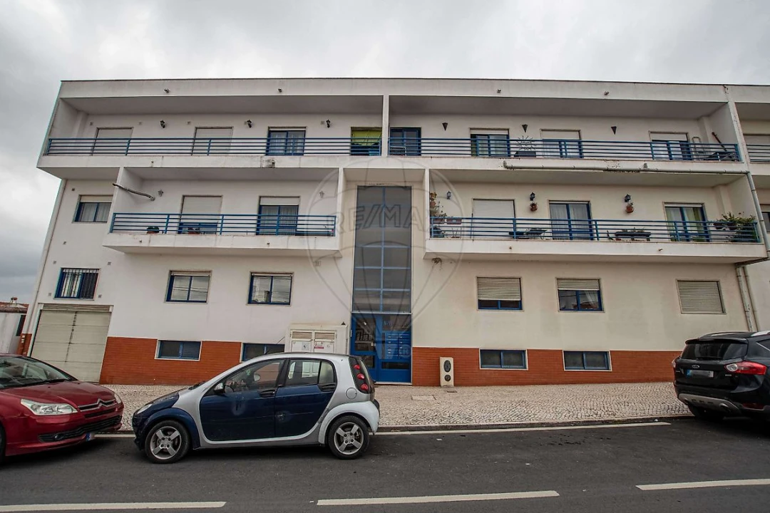 Apartamento T2 para Venda em Aveiras de Cima Foto 23