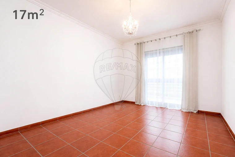 Apartamento T2 para Venda em Aveiras de Cima Foto 2
