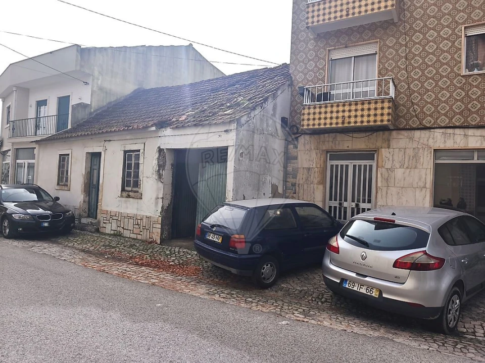 Moradia T4 para Venda em Rio Maior Foto 4