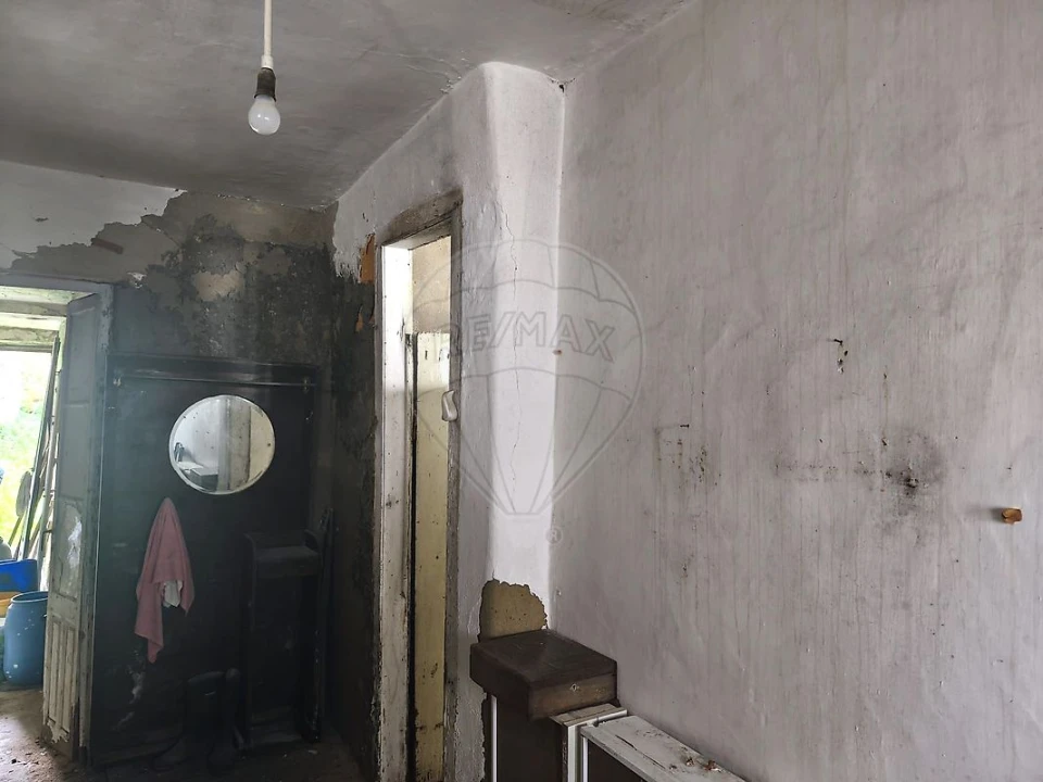 Moradia T4 para Venda em Rio Maior Foto 6