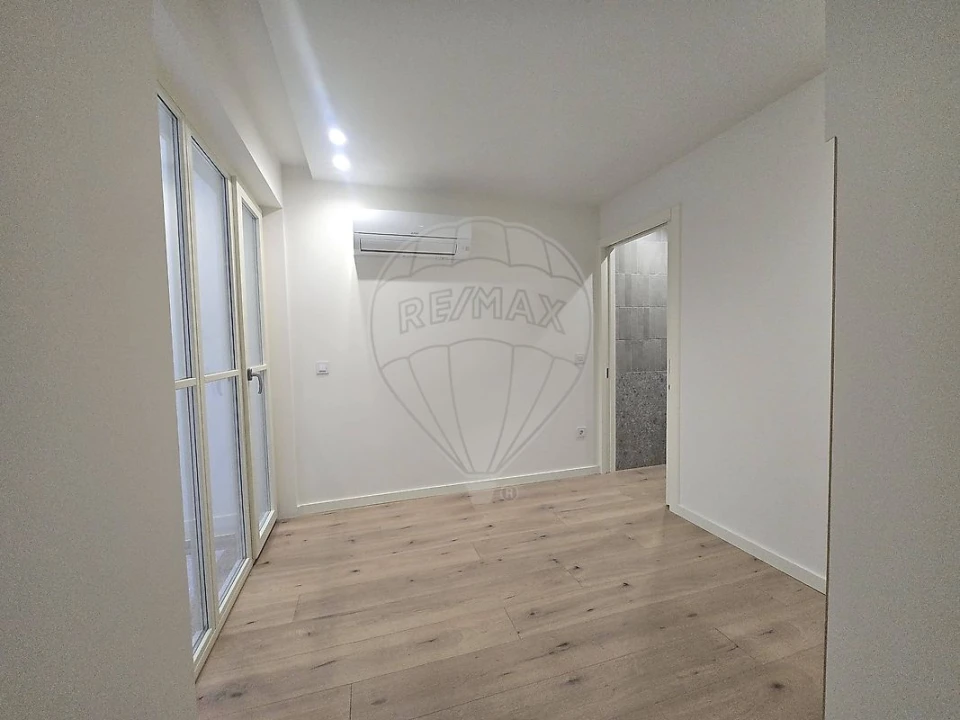 Apartamento T2 para Arrendamento em São Vicente (Braga) Foto 11