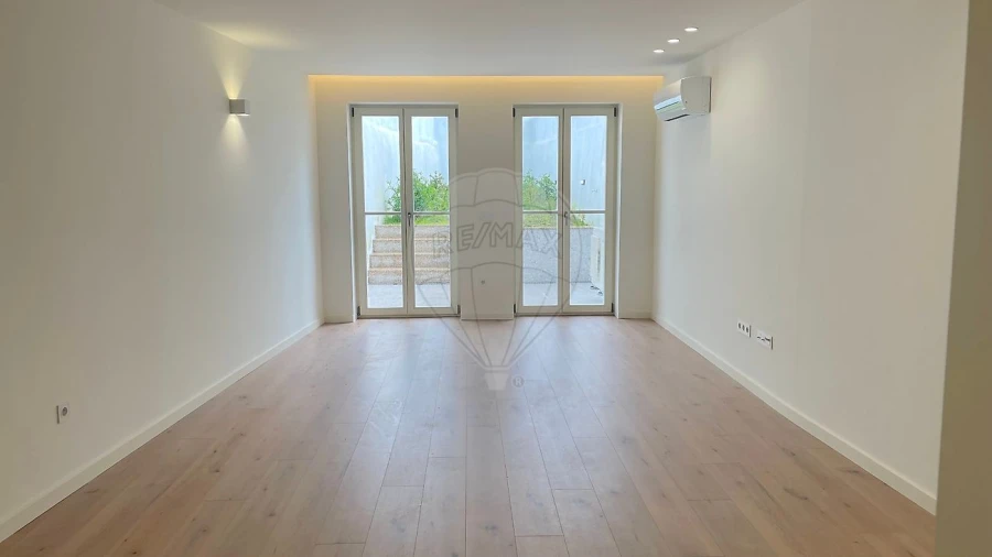 Apartamento T2 para Arrendamento em São Vicente (Braga) Foto 3