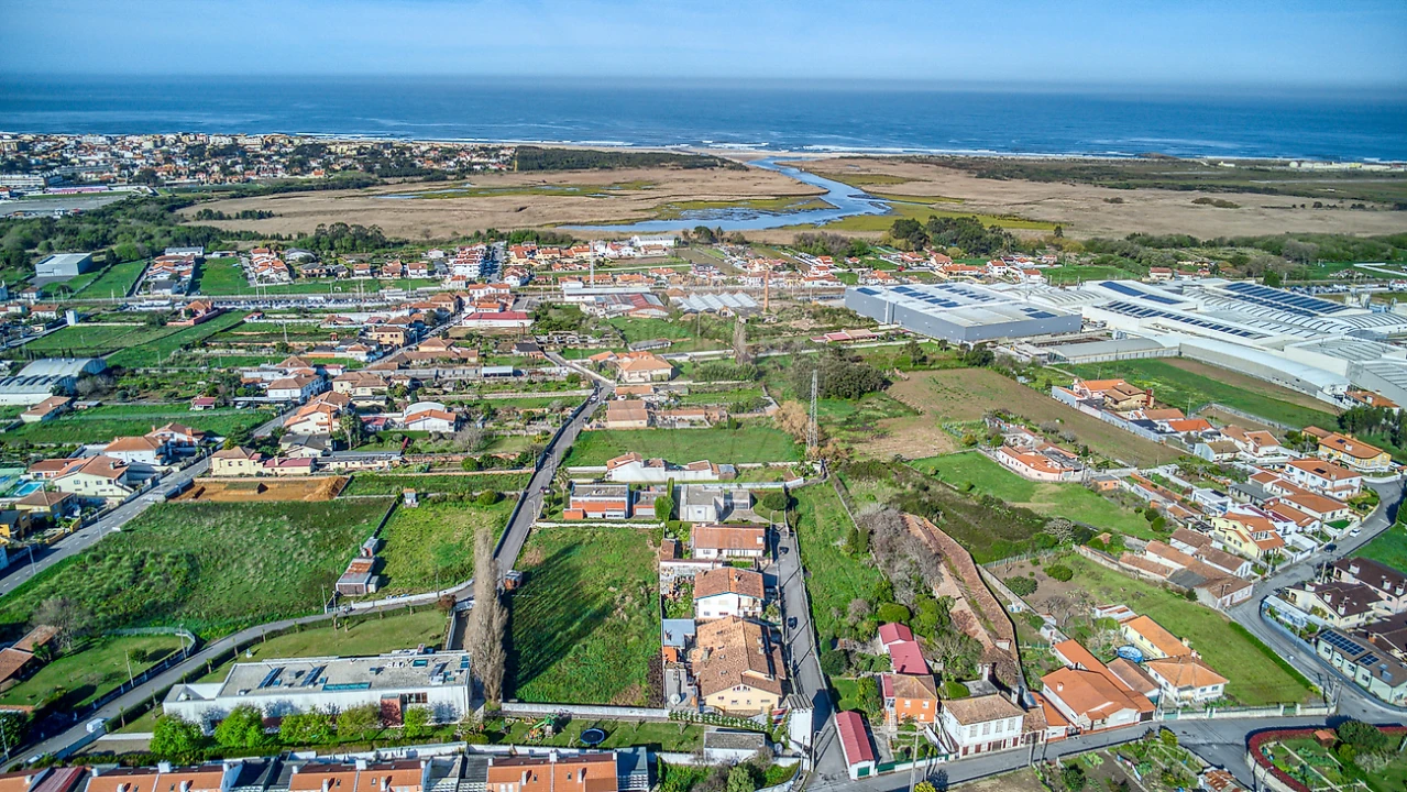 Terreno para Venda em Esmoriz Foto 13