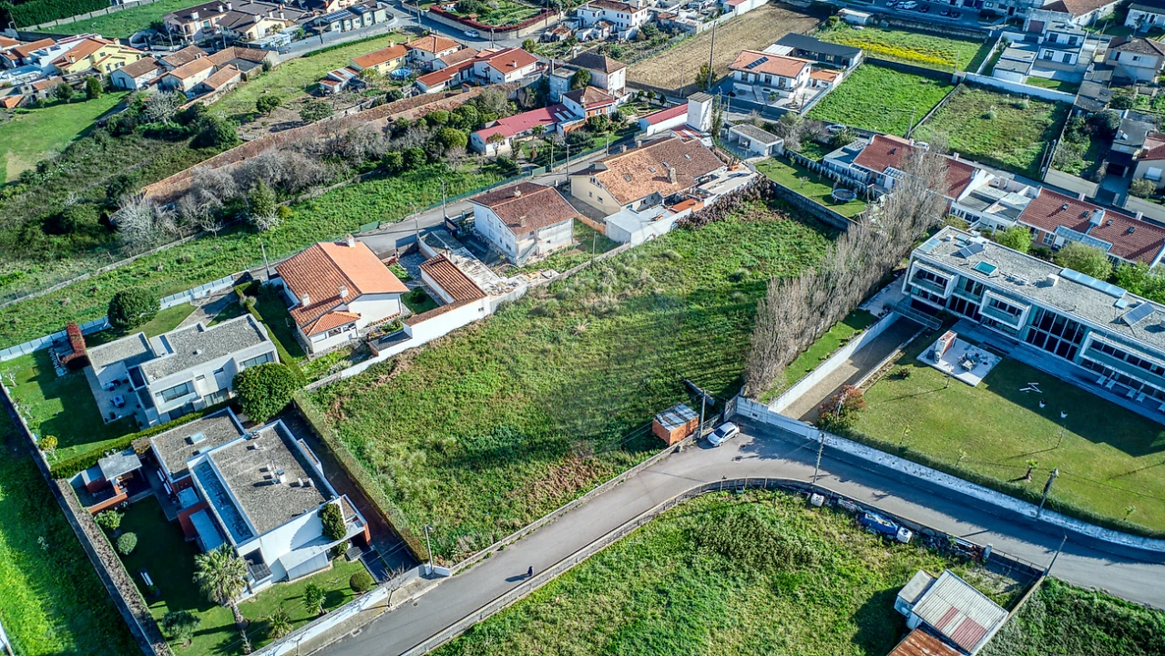Terreno para Venda em Esmoriz Foto 11